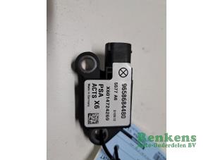Gebruikte Airbag Sensor Peugeot RCZ (4J) 1.6 16V THP Prijs € 30,00 Margeregeling aangeboden door Renkens Auto-Onderdelen B.V.