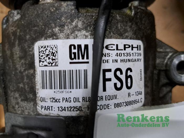 Aircopomp van een Opel Meriva 1.4 Turbo 16V ecoFLEX 2013