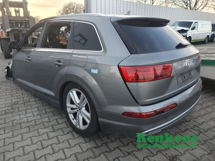 Gebruikte Cardanklok achter Audi Q7 (4MB/4MG) 3.0 TDI V6 24V e-tron plug-in hybrid Prijs op aanvraag aangeboden door Renkens Auto-Onderdelen B.V.