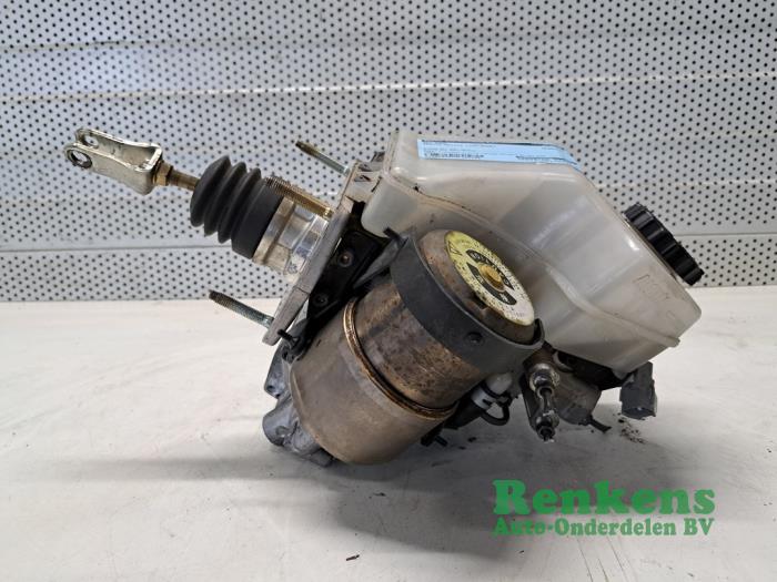 Gebruikte ABS Pomp Toyota Aristo 300 3.0 24V Prijs op aanvraag aangeboden door Renkens Auto-Onderdelen B.V.