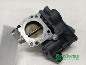 Gasklephuis van een Opel Crossland (X) 1.2 Turbo 12V 2020