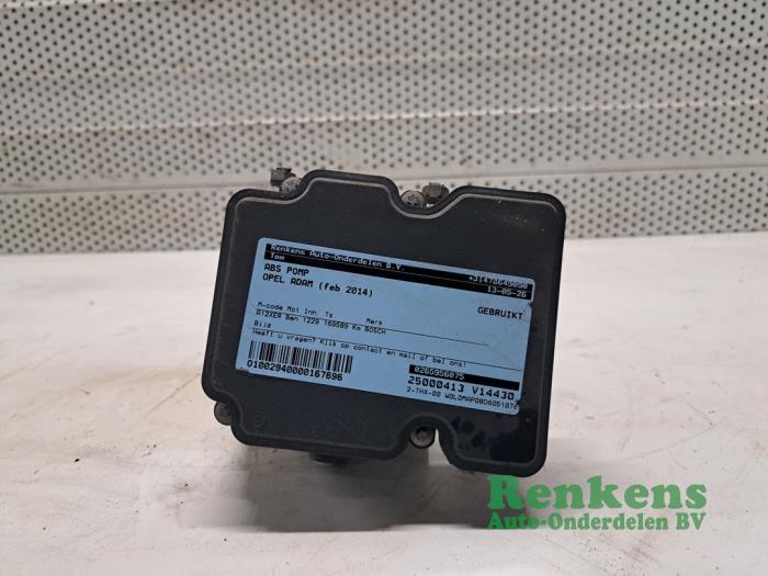 Gebruikte ABS Pomp Opel Adam 1.2 16V Prijs € 125,00 Margeregeling aangeboden door Renkens Auto-Onderdelen B.V.