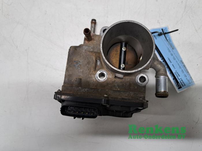 Gebruikte Gasklephuis Suzuki Swift (ZA/ZC/ZD1/2/3/9) 1.3 VVT 16V Prijs € 45,00 Margeregeling aangeboden door Renkens Auto-Onderdelen B.V.