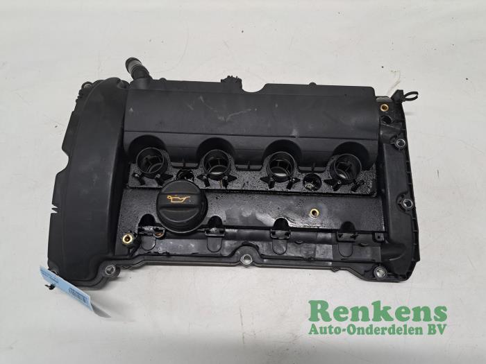 Gebruikte Kleppendeksel Citroen C4 Grand Picasso (UA) 1.6 16V THP Sensodrive,GT THP Prijs € 75,00 Margeregeling aangeboden door Renkens Auto-Onderdelen B.V.