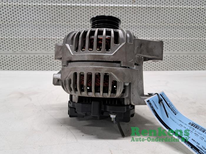Gebruikte Dynamo Opel Astra G (F69) 1.6 Prijs € 35,00 Margeregeling aangeboden door Renkens Auto-Onderdelen B.V.