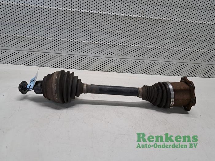 Gebruikte Aandrijfas links-voor Audi A6 (C7) 2.8 V6 24V FSI Prijs € 75,00 Margeregeling aangeboden door Renkens Auto-Onderdelen B.V.