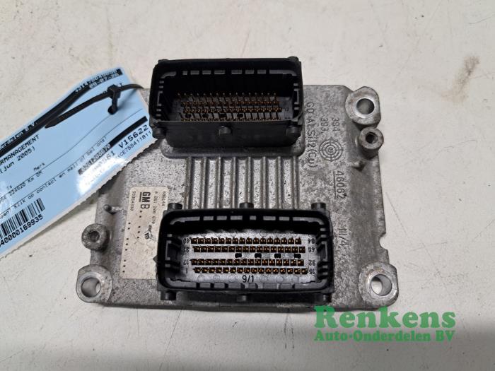 Gebruikte Computer Motormanagement Opel Meriva (A) 1.4 16V Twinport Prijs € 75,00 Margeregeling aangeboden door Renkens Auto-Onderdelen B.V.