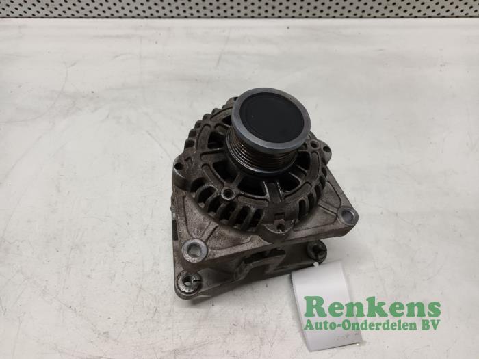 Gebruikte Dynamo Opel Insignia Sports Tourer 1.6 Turbo 16V Ecotec Prijs € 35,00 Margeregeling aangeboden door Renkens Auto-Onderdelen B.V.