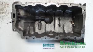 Gebruikte Carterpan Opel Zafira (F75) 2.0 DTI 16V Prijs € 40,00 Margeregeling aangeboden door Renkens Auto-Onderdelen B.V.