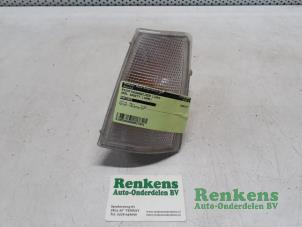 Gebruikte Richtingaanwijzer links Opel Kadett E (33/34/43/44) 2.0 GSi 16V Prijs € 10,00 Margeregeling aangeboden door Renkens Auto-Onderdelen B.V.