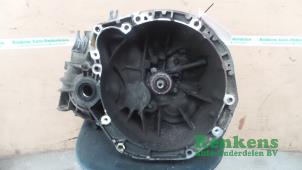 Gebruikte Versnellingsbak Renault Megane II Grandtour (KM) 1.9 dCi 110 Prijs € 300,00 Margeregeling aangeboden door Renkens Auto-Onderdelen B.V.