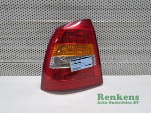 Gebruikte Achterlicht links Opel Astra G (F69) Prijs € 25,00 Margeregeling aangeboden door Renkens Auto-Onderdelen B.V.