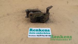 Gebruikte Portierslot Mechaniek 2deurs rechts Opel Kadett Prijs € 25,00 Margeregeling aangeboden door Renkens Auto-Onderdelen B.V.