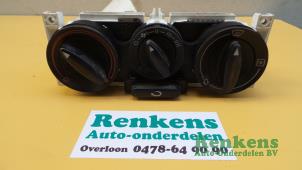 Gebruikte Kachel Bedieningspaneel Seat Leon (1M1) 1.9 TDI 110 Prijs € 30,00 Margeregeling aangeboden door Renkens Auto-Onderdelen B.V.