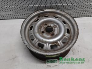 Gebruikte Velg Opel Rekord E1/E2/F 2.0 S Prijs € 15,00 Margeregeling aangeboden door Renkens Auto-Onderdelen B.V.