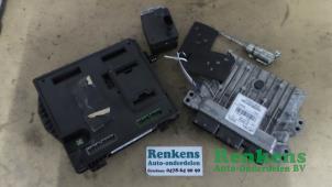 Gebruikte Computer Motormanagement Renault Megane III Grandtour (KZ) 1.5 dCi 90 Prijs € 225,00 Margeregeling aangeboden door Renkens Auto-Onderdelen B.V.