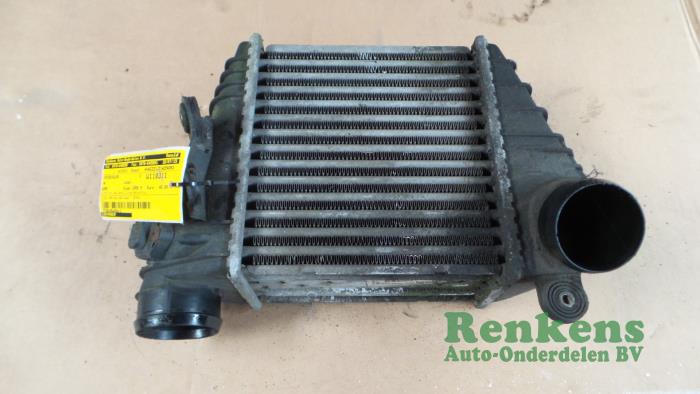 Gebruikte Intercooler Volkswagen Bora (1J2) 1.9 TDI 90 Prijs € 30,00 Margeregeling aangeboden door Renkens Auto-Onderdelen B.V.
