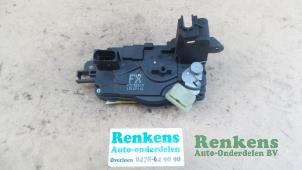 Gebruikte Deurslot Mechaniek 4Deurs rechts-voor Opel Astra H SW (L35) 1.6 16V Twinport Prijs € 35,00 Margeregeling aangeboden door Renkens Auto-Onderdelen B.V.