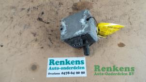 Gebruikte Bobine Volkswagen Golf III (1H1) 2.0 GTI Prijs € 15,00 Margeregeling aangeboden door Renkens Auto-Onderdelen B.V.