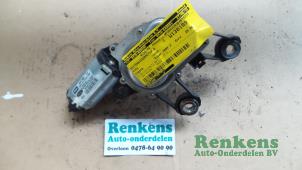 Gebruikte Ruitenwissermotor achter Ford Fiesta 5 (JD/JH) 1.4 TDCi Prijs € 15,00 Margeregeling aangeboden door Renkens Auto-Onderdelen B.V.