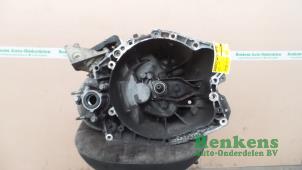 Gebruikte Versnellingsbak Peugeot 307 SW (3H) 2.0 HDi 110 FAP Prijs € 75,00 Margeregeling aangeboden door Renkens Auto-Onderdelen B.V.