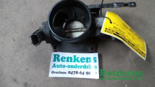 Gebruikte Gasklephuis Ford Focus 1 Wagon 1.4 16V Prijs € 35,00 Margeregeling aangeboden door Renkens Auto-Onderdelen B.V.