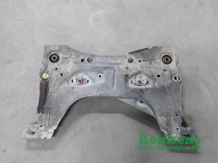 Gebruikte Subframe Renault Modus/Grand Modus (JP) 1.2 16V Prijs € 50,00 Margeregeling aangeboden door Renkens Auto-Onderdelen B.V.