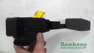 Gebruikte Gaspedaal Opel Astra Prijs € 35,00 Margeregeling aangeboden door Renkens Auto-Onderdelen B.V.