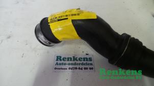 Gebruikte Turboslang Volkswagen Passat (3C2) 2.0 TDI 16V 140 Prijs € 20,00 Margeregeling aangeboden door Renkens Auto-Onderdelen B.V.