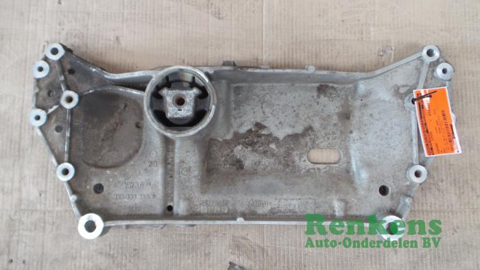 Gebruikte Subframe Volkswagen Golf VI (5K1) 1.4 16V Prijs € 50,00 Margeregeling aangeboden door Renkens Auto-Onderdelen B.V.