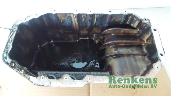 Gebruikte Carterpan Volkswagen Golf IV (1J1) 1.4 16V Prijs € 35,00 Margeregeling aangeboden door Renkens Auto-Onderdelen B.V.