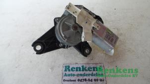 Gebruikte Ruitenwissermotor achter Renault Clio III (BR/CR) 1.2 16V 75 Prijs € 15,00 Margeregeling aangeboden door Renkens Auto-Onderdelen B.V.