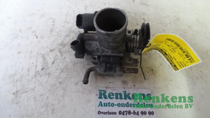 Gebruikte Gasklephuis Chevrolet Matiz 0.8 S,SE Prijs € 35,00 Margeregeling aangeboden door Renkens Auto-Onderdelen B.V.