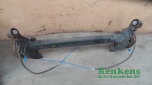 Gebruikte Achteras voorwielaandrijving Peugeot 207/207+ (WA/WC/WM) 1.4 Prijs € 100,00 Margeregeling aangeboden door Renkens Auto-Onderdelen B.V.