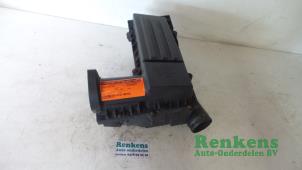 Gebruikte Luchtfilterhuis Volkswagen Golf V (1K1) 1.9 TDI Prijs € 30,00 Margeregeling aangeboden door Renkens Auto-Onderdelen B.V.