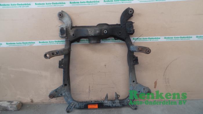 Gebruikte Subframe Opel Astra G (F08/48) 1.6 Prijs € 75,00 Margeregeling aangeboden door Renkens Auto-Onderdelen B.V.
