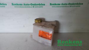 Gebruikte Stuurbekrachtiging Olie Reservoir Ford Ka I 1.3i Prijs € 20,00 Margeregeling aangeboden door Renkens Auto-Onderdelen B.V.