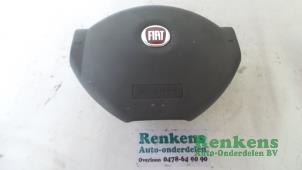 Gebruikte Airbag links (Stuur) Fiat Panda (169) 1.1 Fire Prijs € 40,00 Margeregeling aangeboden door Renkens Auto-Onderdelen B.V.
