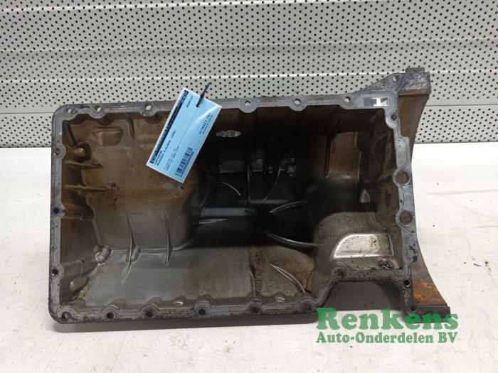 Gebruikte Carterpan Mercedes B (W245) 2.0 B-200 CDI 16V Prijs € 50,00 Margeregeling aangeboden door Renkens Auto-Onderdelen B.V.