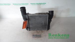 Gebruikte Intercooler Audi A4 Avant (B7) 2.0 TDI Prijs € 40,00 Margeregeling aangeboden door Renkens Auto-Onderdelen B.V.