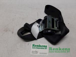 Gebruikte Veiligheidsgordel links-achter BMW 1 serie (E87/87N) 118d 16V Prijs € 35,00 Margeregeling aangeboden door Renkens Auto-Onderdelen B.V.