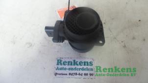 Gebruikte Luchtmassameter Volkswagen Polo IV (9N1/2/3) 1.4 TDI 70 Prijs € 20,00 Margeregeling aangeboden door Renkens Auto-Onderdelen B.V.