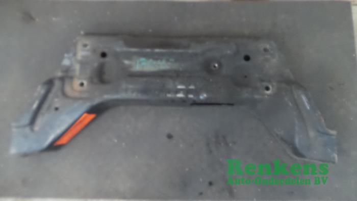 Gebruikte Subframe Volkswagen Polo IV (9N1/2/3) 1.4 TDI 70 Prijs € 50,00 Margeregeling aangeboden door Renkens Auto-Onderdelen B.V.