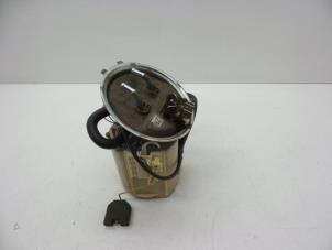 Gebruikte Tank element Pomp Opel Corsa B (73/78/79) 1.4 Joy,Sport,GLS 16V Ecotec Prijs € 40,00 Margeregeling aangeboden door Auto Demontage Elferink B.V.