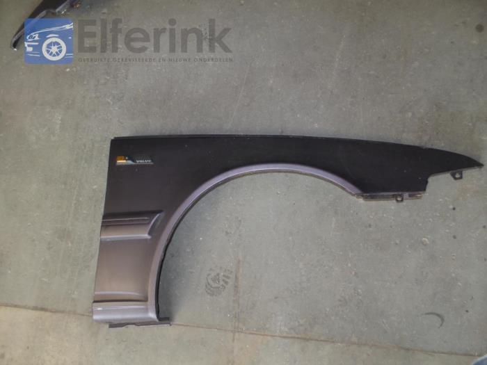 Front wing, right Volvo 4-Serie