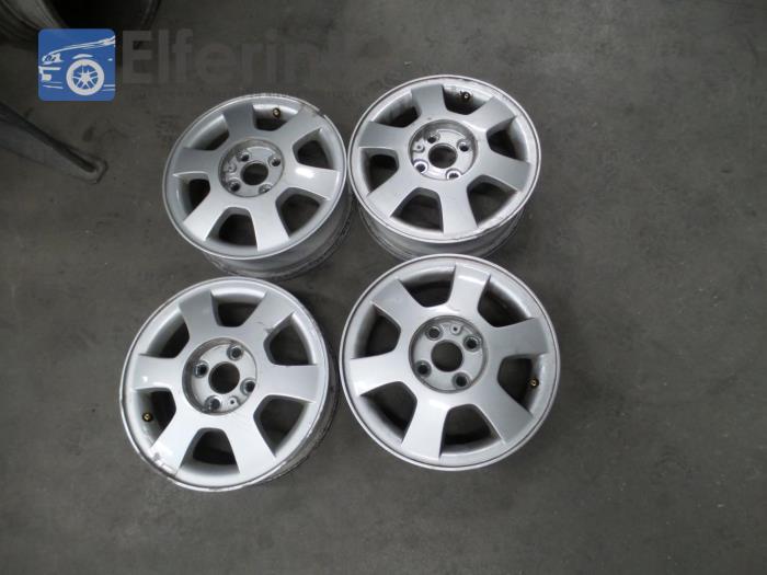 Set of wheels Opel Agila
