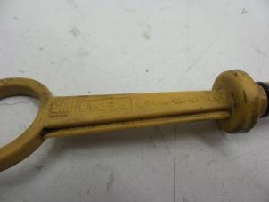 Gebruikte Olie Peilstok Opel Astra G (F08/48) 1.6 Prijs € 25,00 Margeregeling aangeboden door Auto Demontage Elferink B.V.