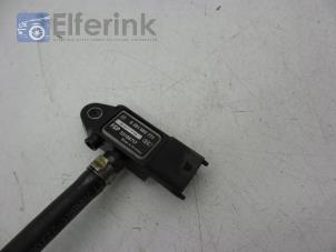 Gebruikte Roetfilter sensor Opel Zafira (M75) 1.9 CDTI Prijs € 25,00 Margeregeling aangeboden door Auto Demontage Elferink B.V.