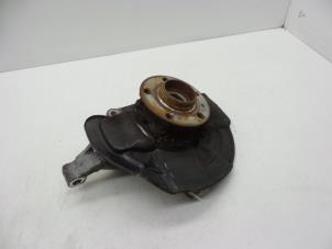 Gebruikte Fusee rechts-voor Volvo S80 (TR/TS) 2.4 D5 20V Prijs € 65,00 Margeregeling aangeboden door Auto Demontage Elferink B.V.