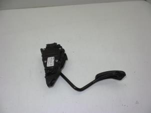 Gebruikte Gaspedaal Opel Vivaro 1.9 DI Prijs € 50,00 Margeregeling aangeboden door Auto Demontage Elferink B.V.